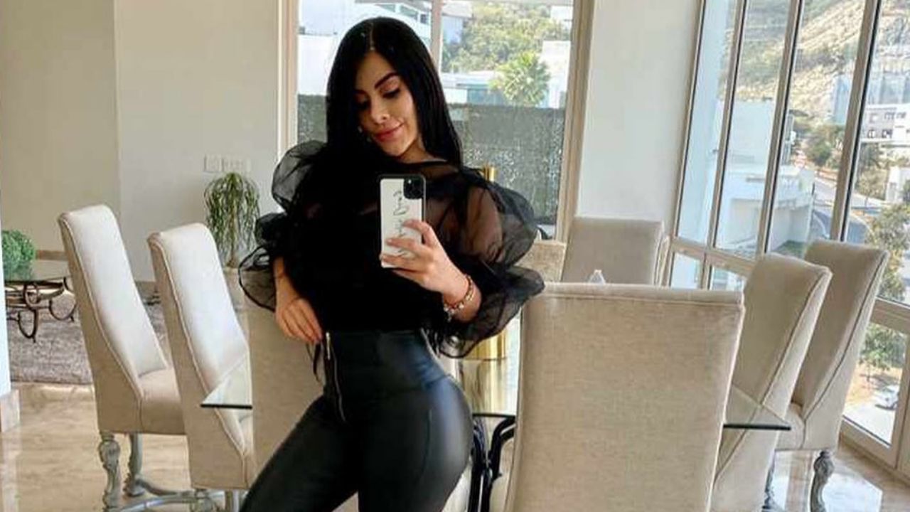 ¡Qué atrevida! Michelle Díaz modela en diminuto bikini y alborota Instagram