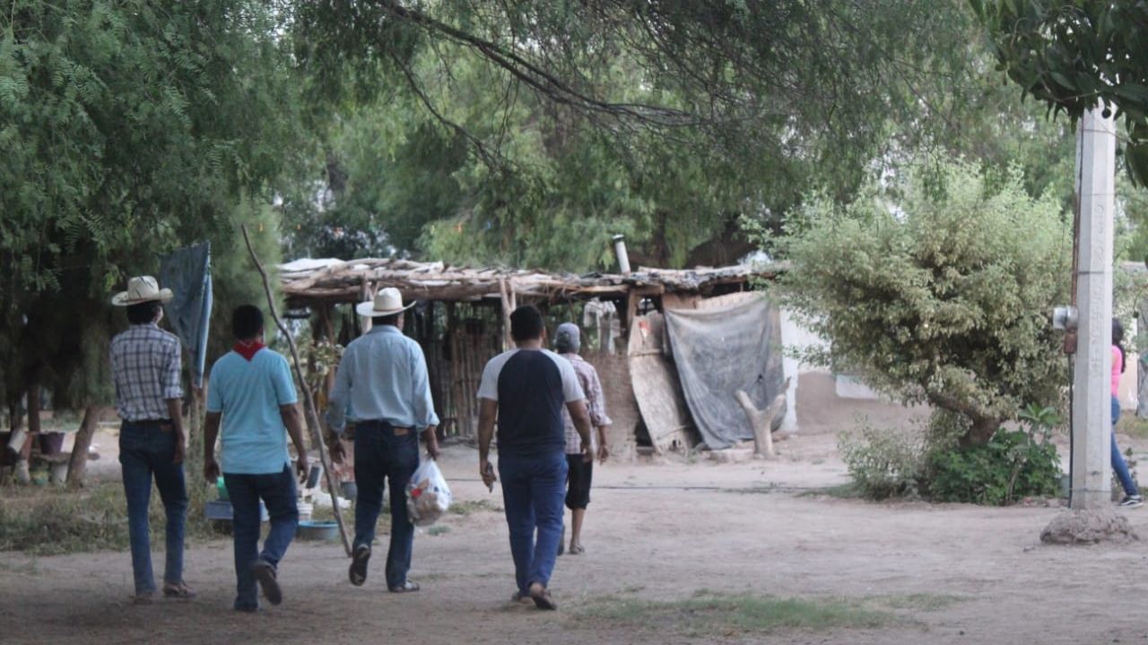 Adultos mayores de comunidades de Huatabampo estan sin apoyos