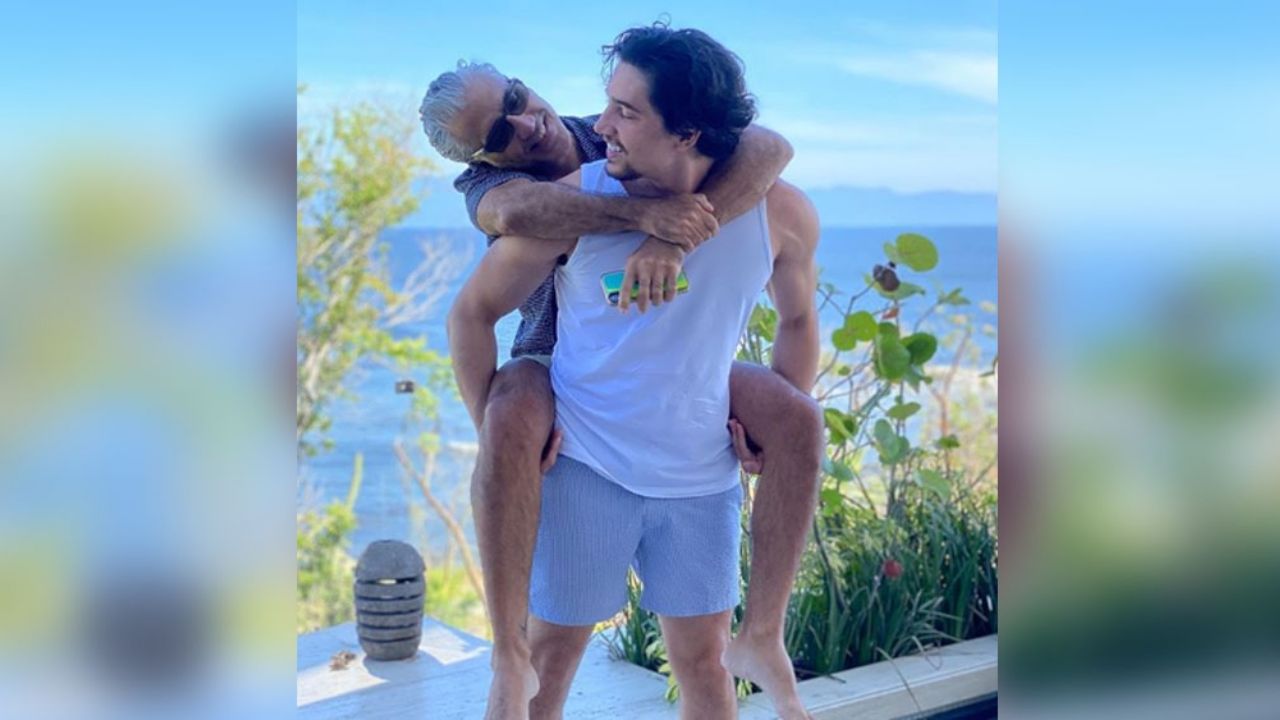 Alex Fernández anuncia su nuevo sencillo con tierno beso a ‘El Potrillo’