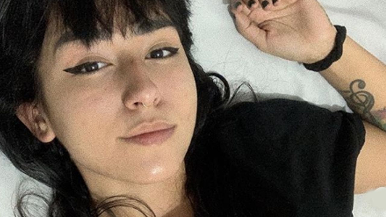 Romina Marcos, hija de Niurka, se luce desde la playa al natural y enloquece a todo Instagram