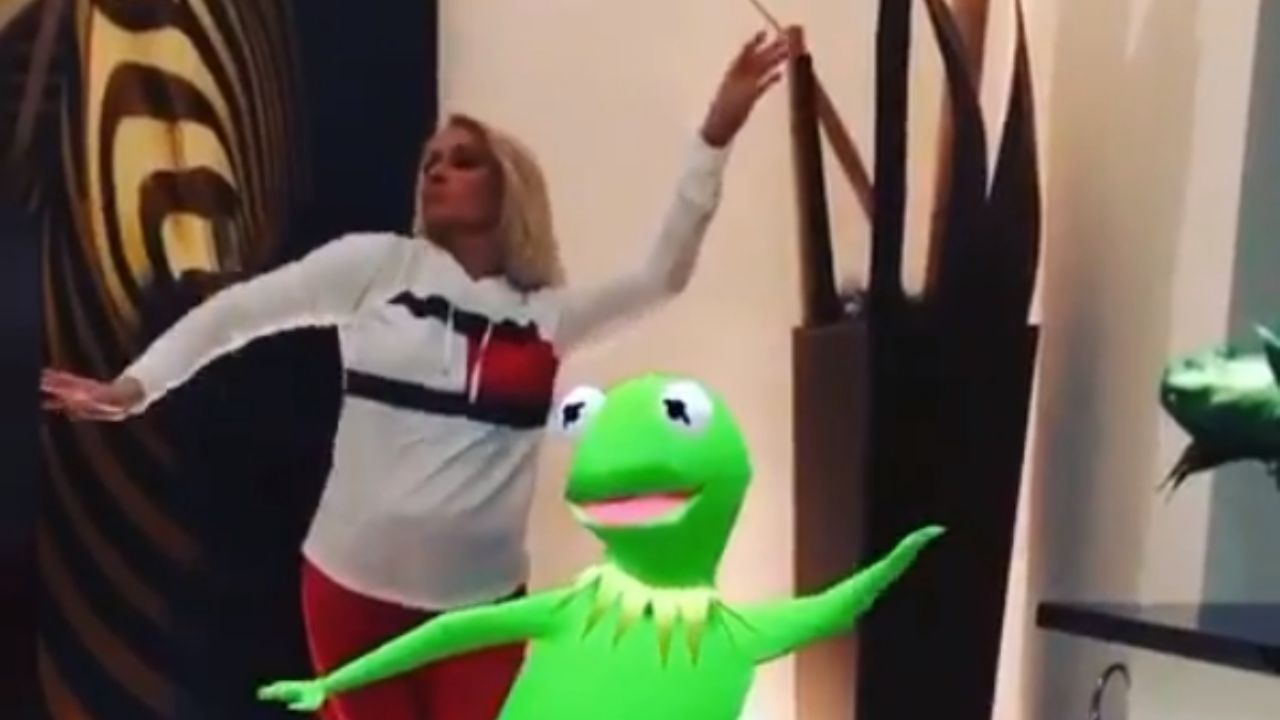 Yuri causa revuelo en Instagram con “perturbante” baile de relajación: “Ya se quedó arriba”