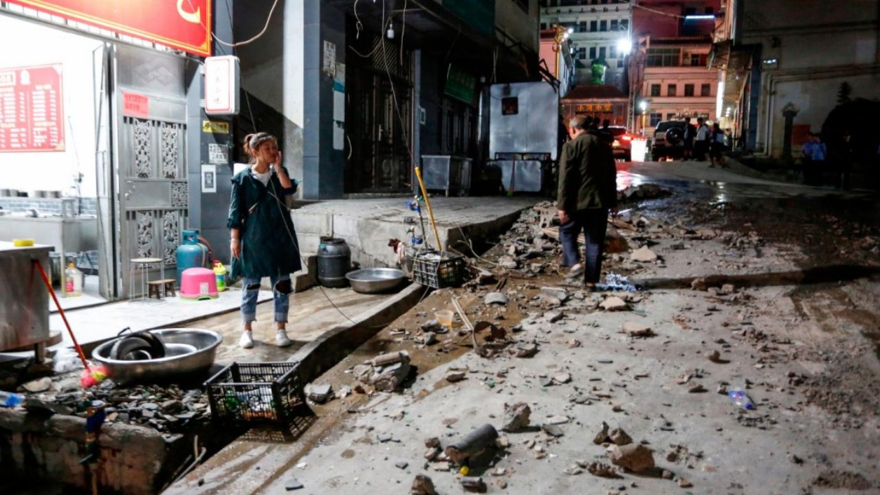 Al menos 4 personas mueren tras un fuerte sismo de 5.0 en China
