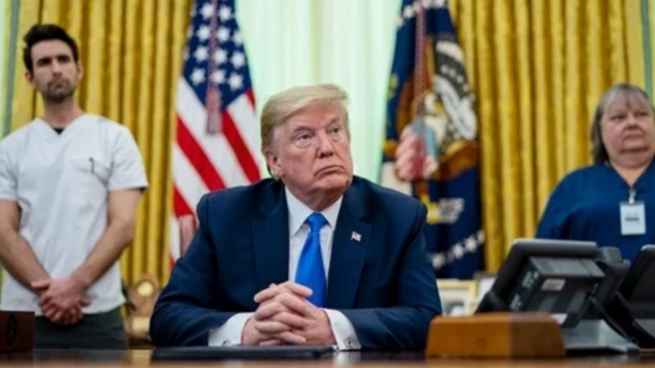 Tras mucha controversia, Trump revela que dejará de tomar hidroxicloroquin