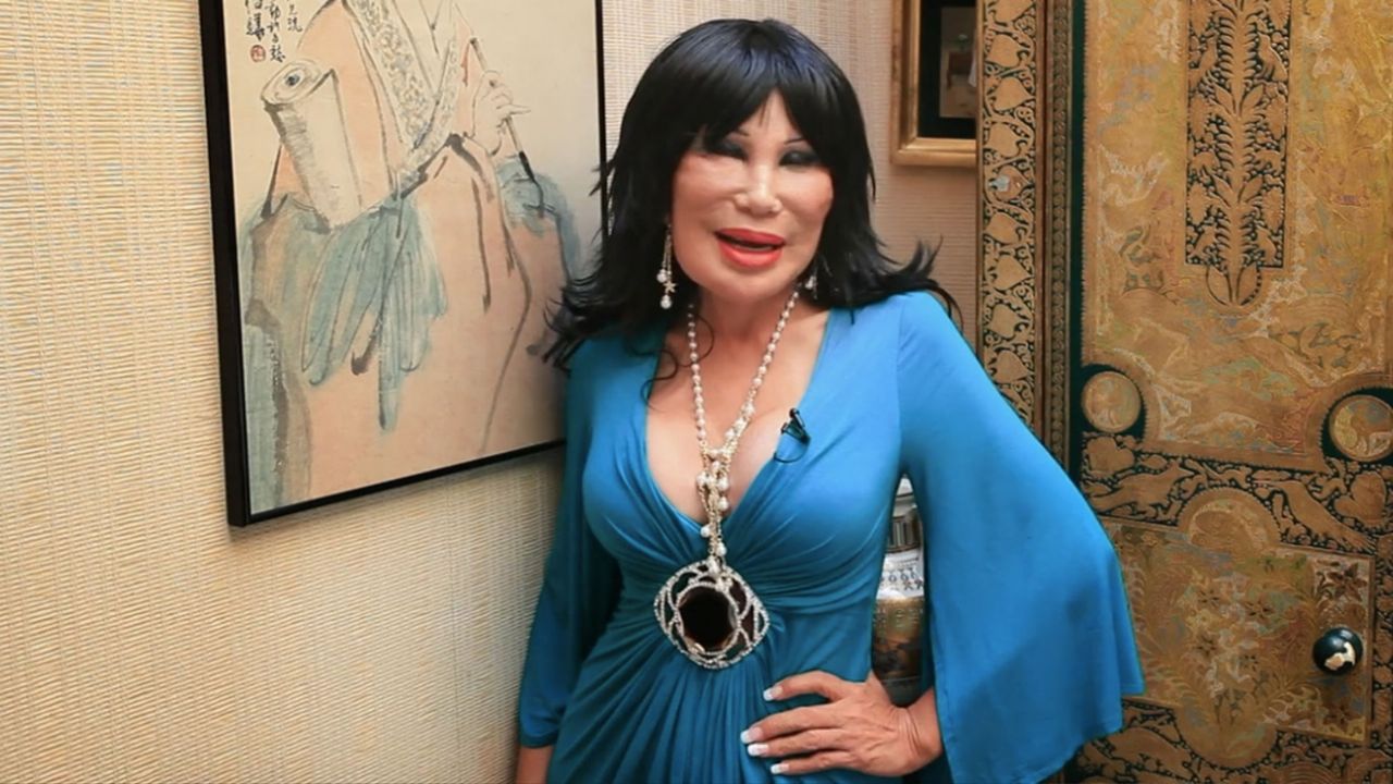 Lyn May se vuelve sensación en Telemundo al presumir las curvas que “ni el cirujano le pudo quitar”
