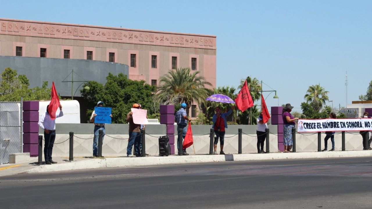 Antorchistas salen de nuevo a las calles de Hermosillo a manifestarse