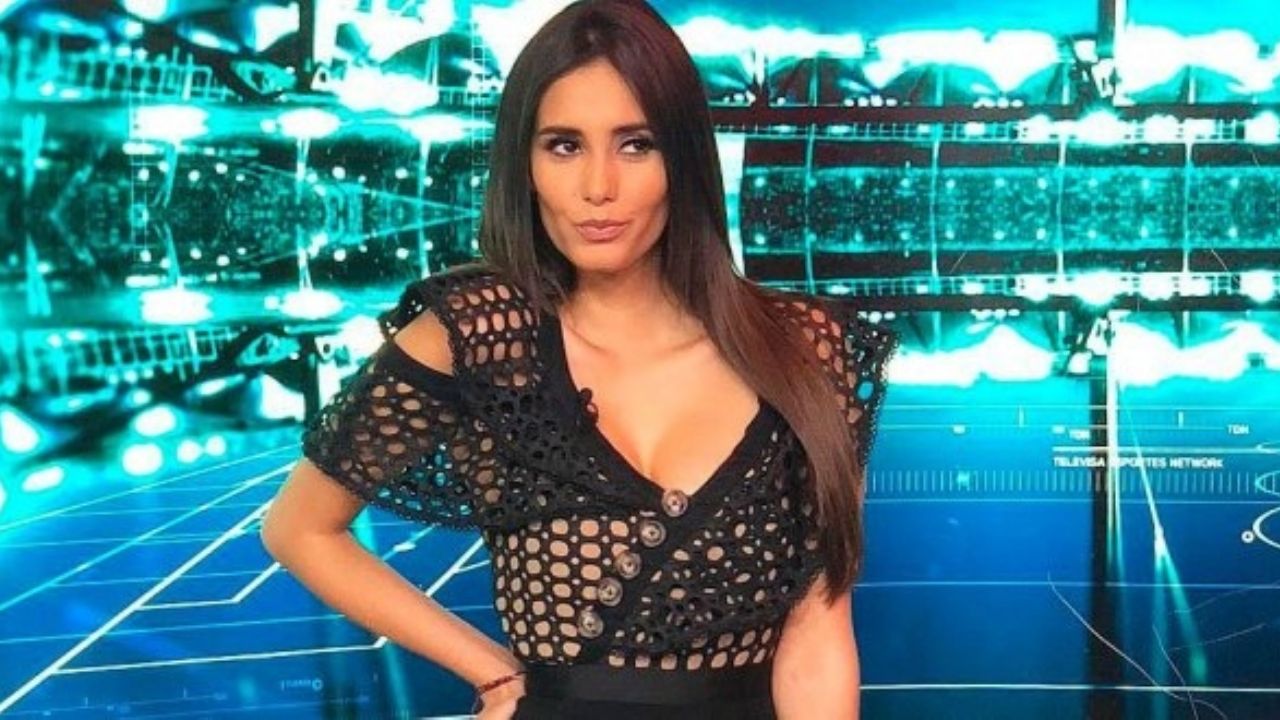 Bárbara Islas ‘derrite’ Instagram al presumir su escultural figura en diminuto bikini rojo