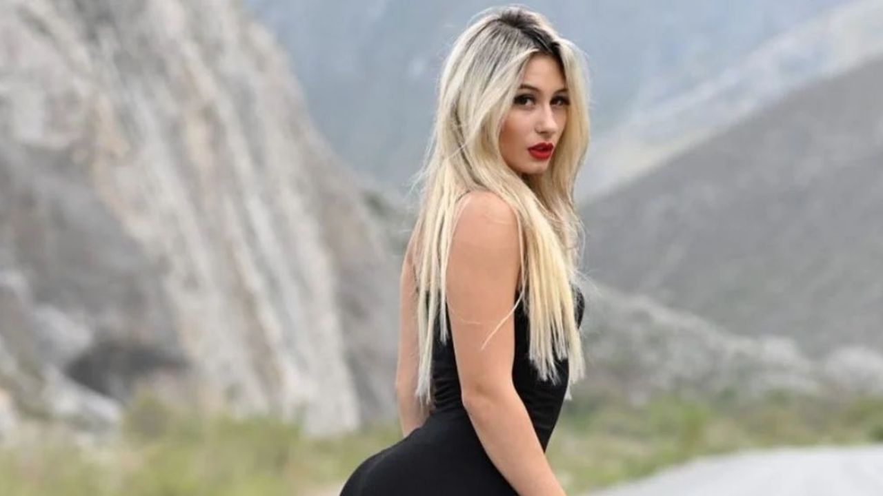 Frente al balcón, Issa Vegas desata el furor con candentes movimientos de retaguardia