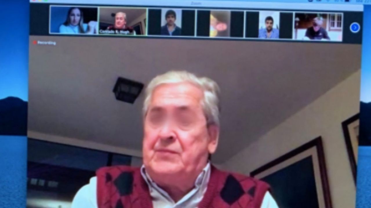 Joven acaba con la vida de su propio padre en plena videoconferencia