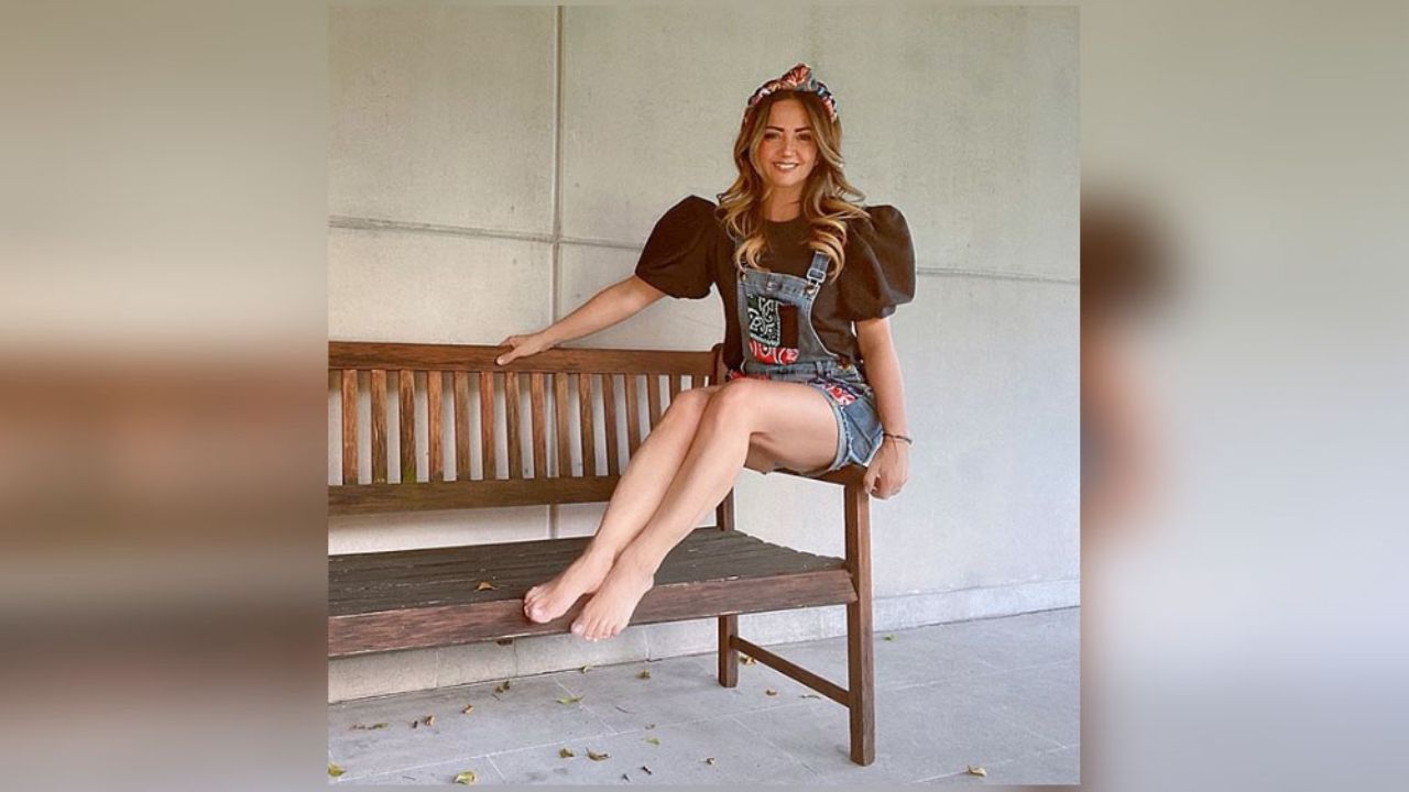 Andrea Legarreta posa sin maquillaje y hace estallar las redes sociales