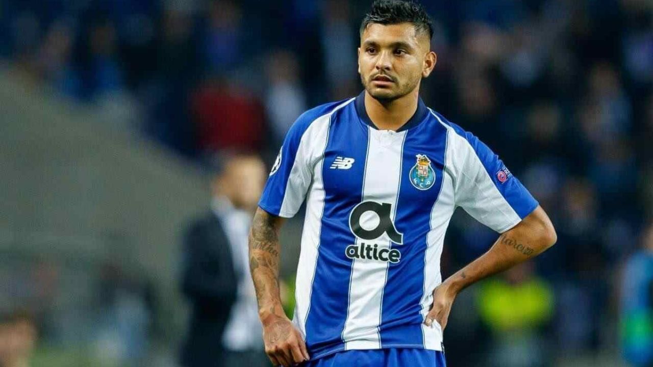 El ‘Tecatito’ Corona estuvo muy cerca de jugar para el F.C. Barcelona