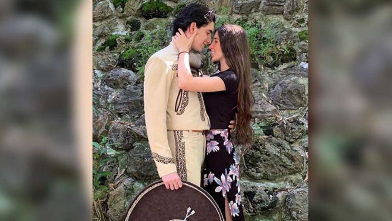 Hijo de Alejandro Fernández presume “apasionado” beso con su novia en Instagram