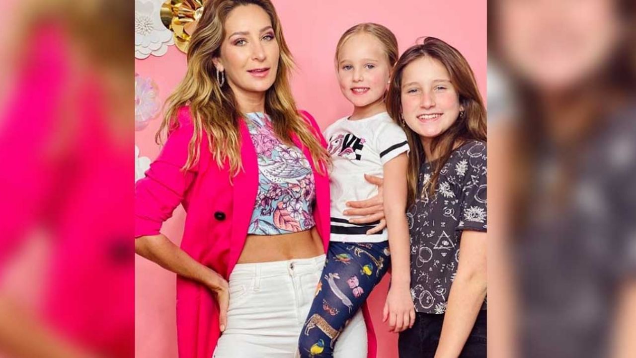 VIDEO: ¡No se resistieron! Geraldine Bazán y sus hijas hacen popular reto en TikTok