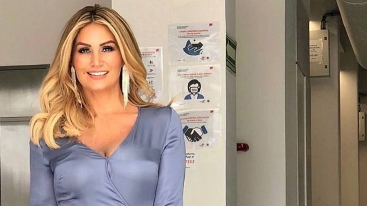 Anette Cuburu deleita la pupila de todo ‘Venga la Alegría’ al aparecer en diminuto bikini