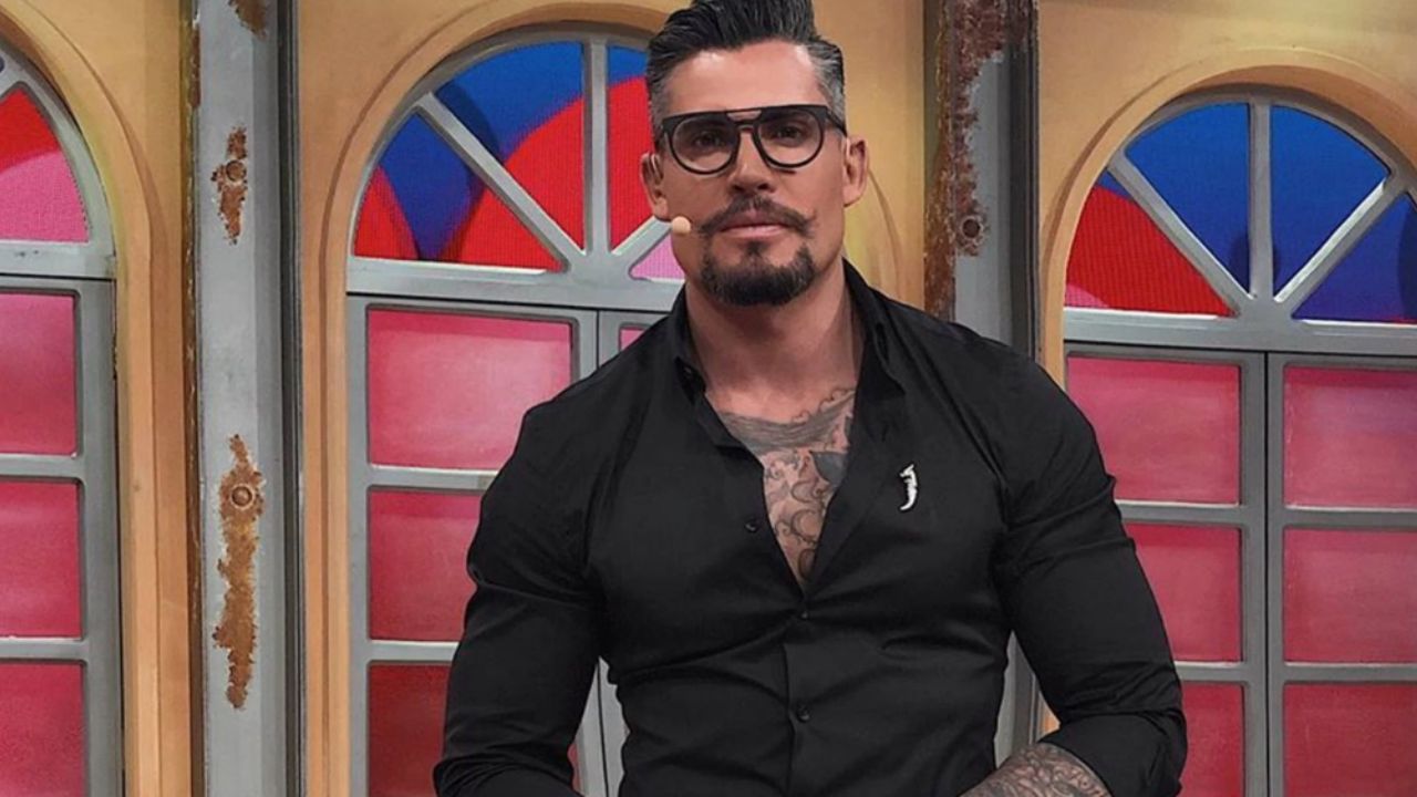 Tras ser despedido de ‘Enamorándonos’, conductor ‘traiciona’ a TV Azteca y se integraría a ‘Hoy’