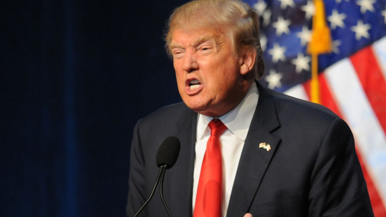 Donald Trump amenaza con mover la convención republicana a otro estado