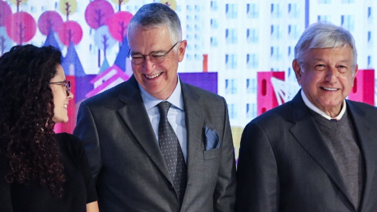 Salinas Pliego desafía nuevamente a AMLO: “¿Se quedarán encerrados hasta que el gobierno les diga?”