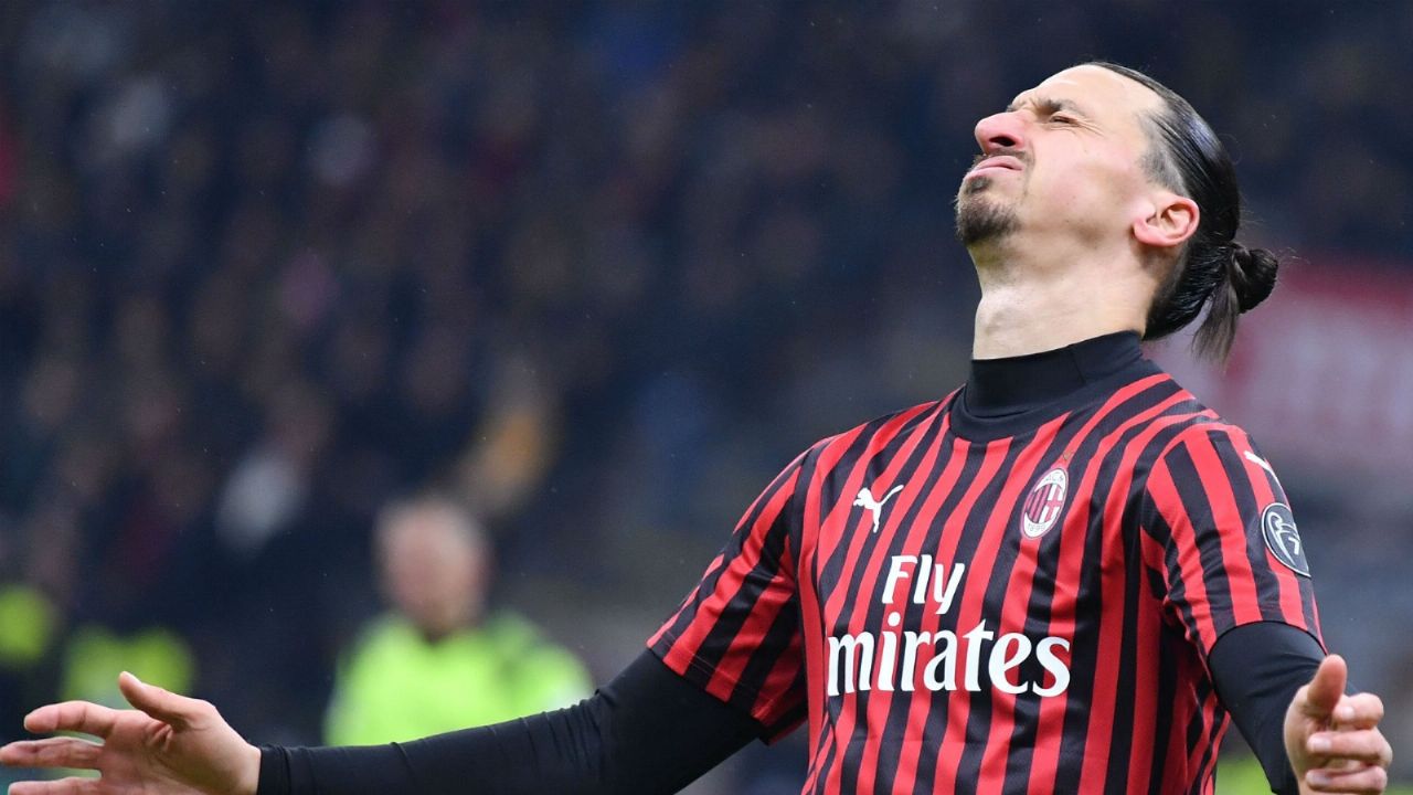 Zlatan Ibrahimovic se lesiona durante entrenamiento y su carrera peligra