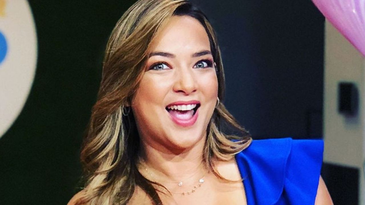 Adamari López recuerda con seguidores cómo fue su graduación de la universidad