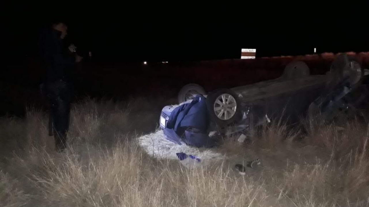 Una volcadura en comunidad de Navojoa deja dos personas lesionadas