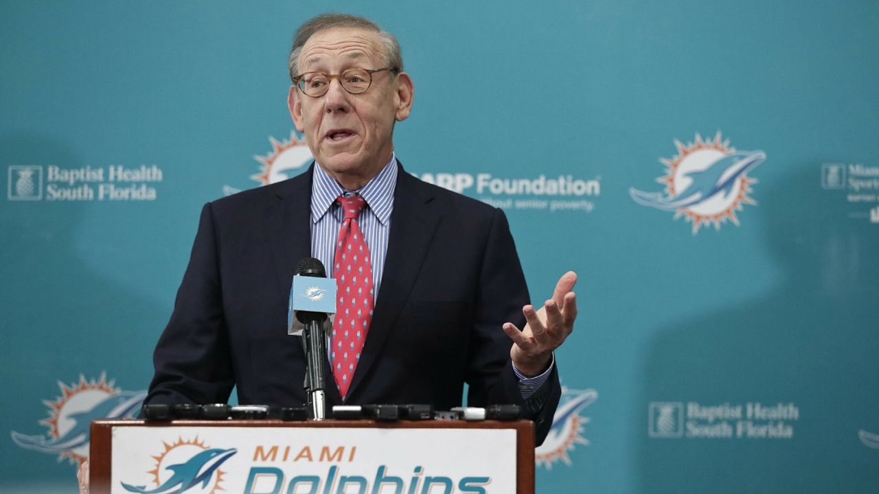 Dueño de los Dolphins asegura que habrá temporada de la NFL