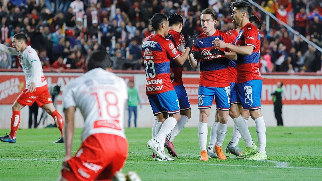 Las Chivas sacan el triunfo por goleada ante el Necaxa en la eLiga MX