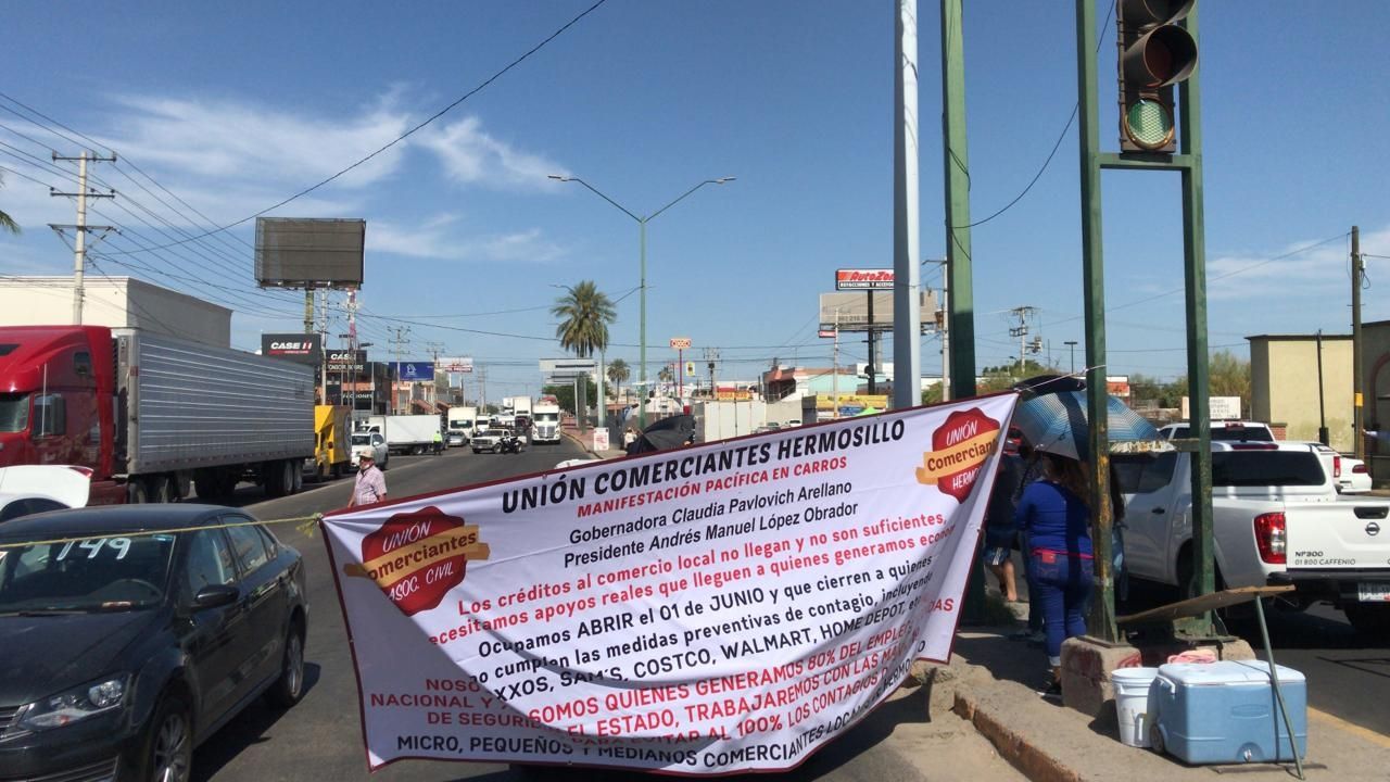 Comerciantes de Hermosillo se manifiestan para exigir reapertura de sus negocios