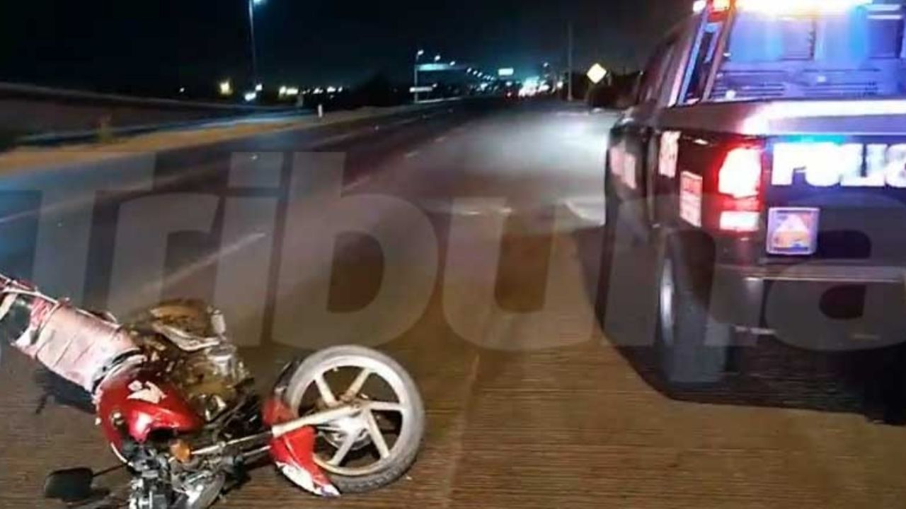 Motociclista, lesionado al chocar con patrulla en la Carretera Internacional