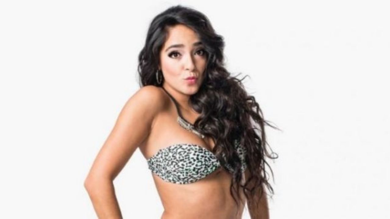 Manelyk de ‘Acapulco Shore’ cautiva a todo Instagram al enseñar sus curvas en minifalda