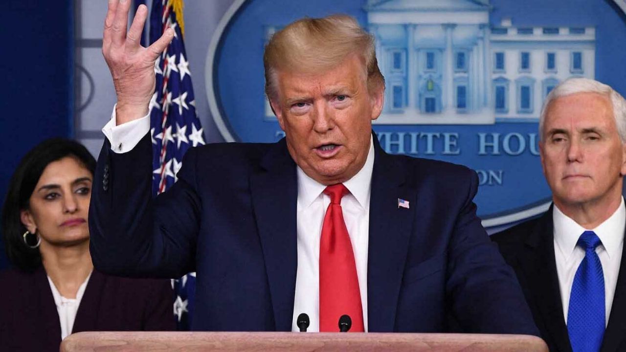 Donald Trump la muere de 100 mil personas en EU por el “mal regalo” de China