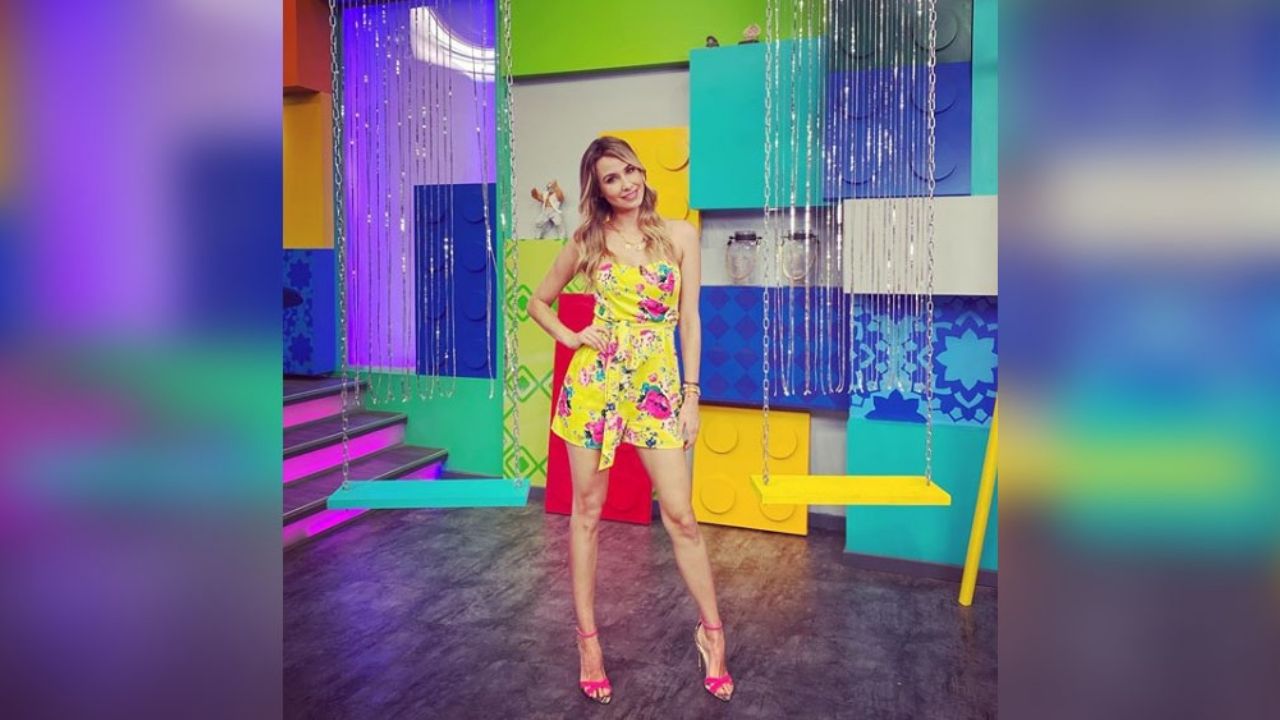 Tunden a Odalys Ramírez por ir en “baby doll” a su trabajo en Televisa