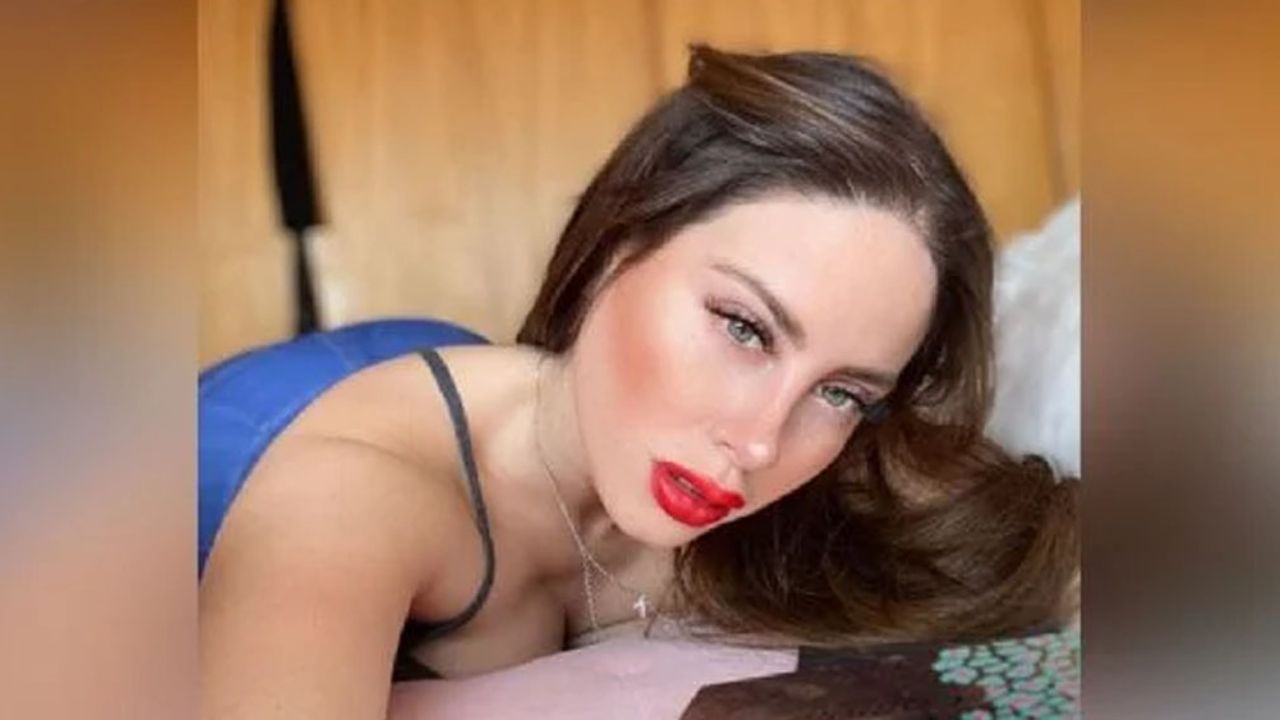 Ignacia Michelson enciende redes sociales al lucir sus atributos frente al espejo