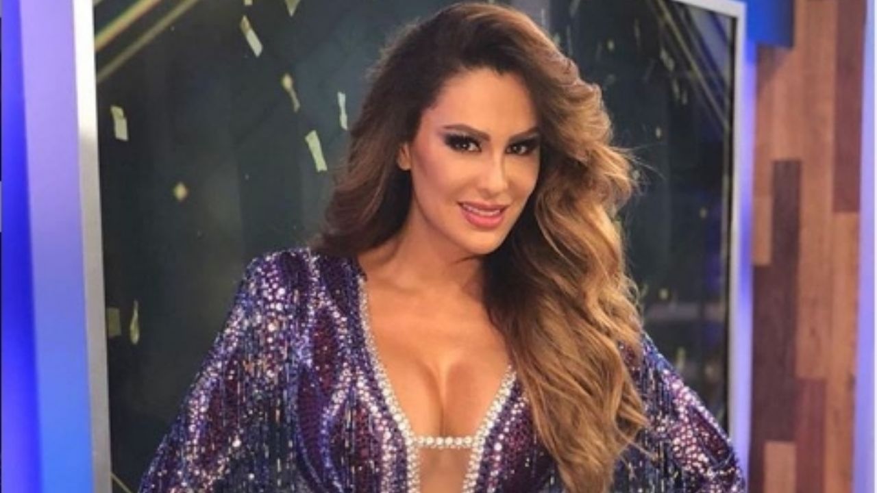 Ninel Conde, a punto de enseñarlo todo en descarado ‘vestidito’ rojo: “Se te va a escapar una”