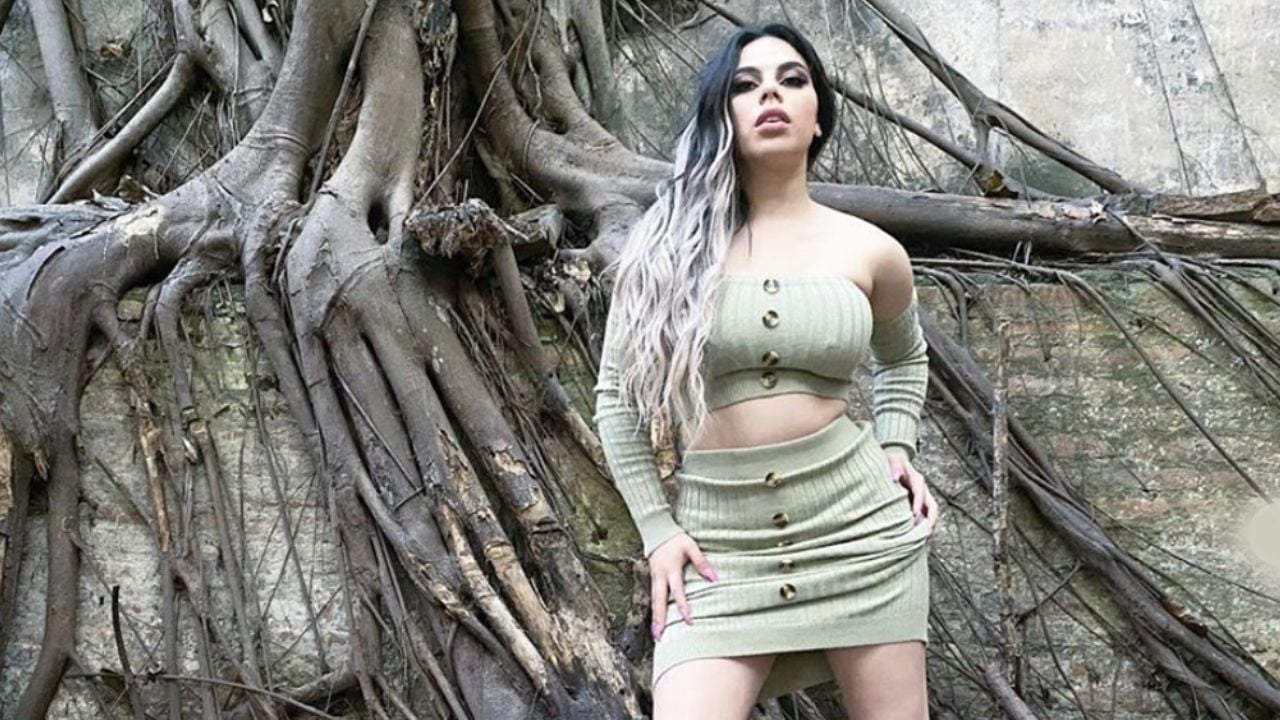 Lizbeth Rodríguez, exchica Badabun, luce orgullosa sus “rollitos” en lencería de encaje