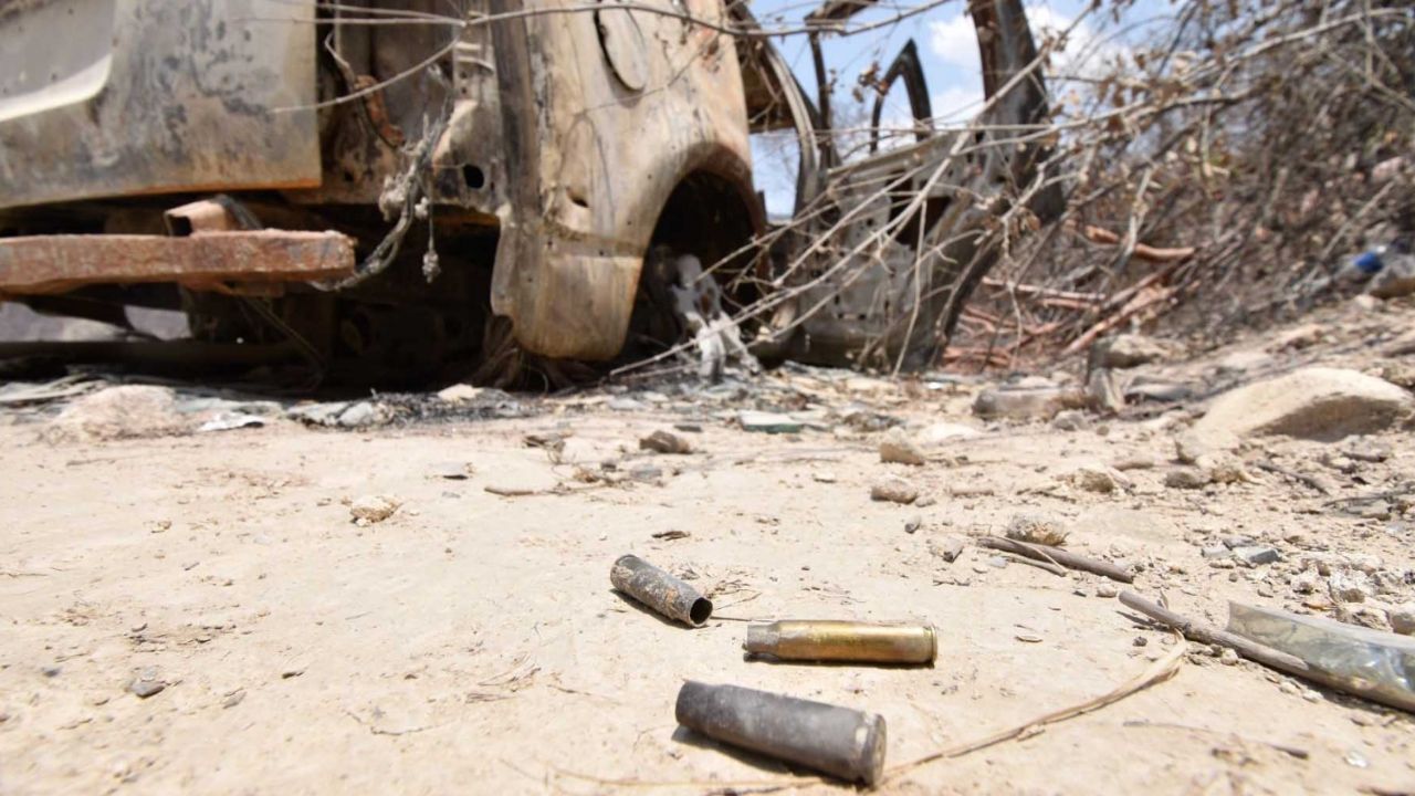 Miles de casquillos y restos óseos, parte de un macabro hallazgo en Jalisco