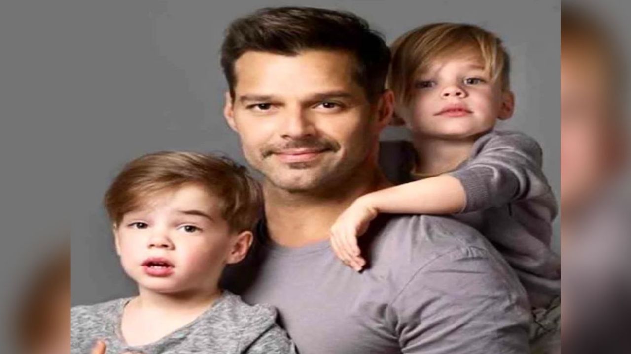¡Como han crecido! Los gemelos de Ricky Martin interrumpen a su padre en pleno video