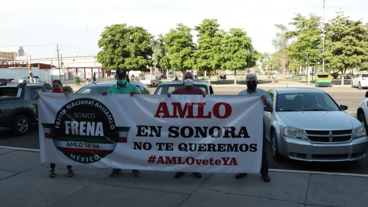 Ciudadanos cajemenses se manifiestan contra el Gobierno de AMLO; exigen su dimisión