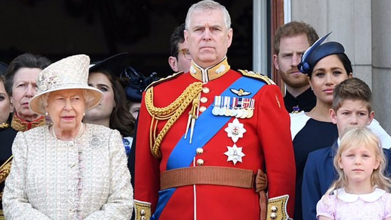 Reina Isabel II no se tienta el corazón con Andrés; lo destituiría para siempre de la realeza