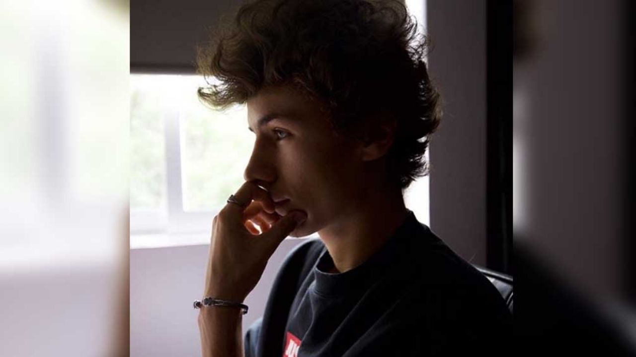 Juanpa Zurita dice que no existen actos de racismo en México y lo ‘devoran’ en redes