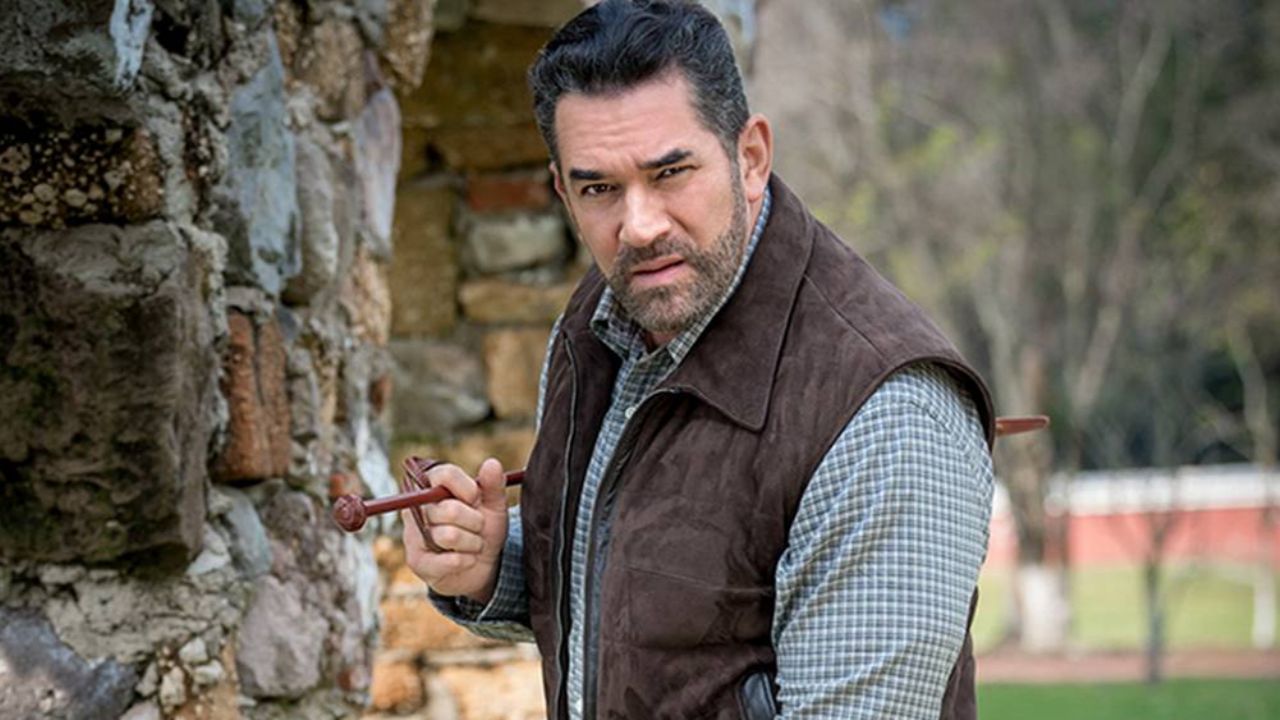 ¡Señor! Eduardo Santamarina ‘acalora’ la redes: El actor comparte ‘candente’ FOTO desde Televisa