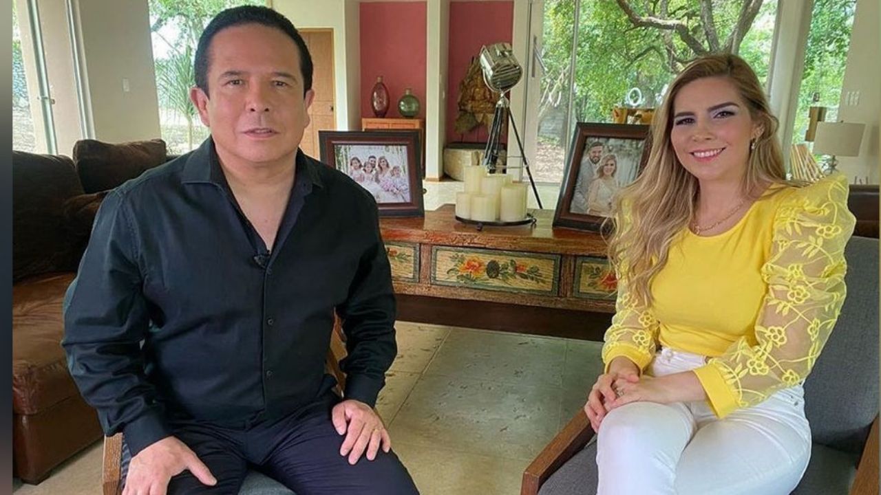 Gustavo Adolfo Infante asegura que Karla Panini casi le cancelaba la entrevista