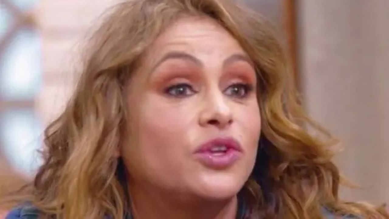Durante audiencia contra ‘Colate’, Paulina Rubio da positivo al consumo de droga