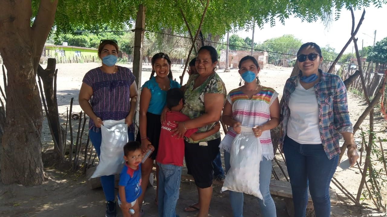 Universidad y productores unen esfuerzos para llevar comida a Centro de Desarrollo Comunitario