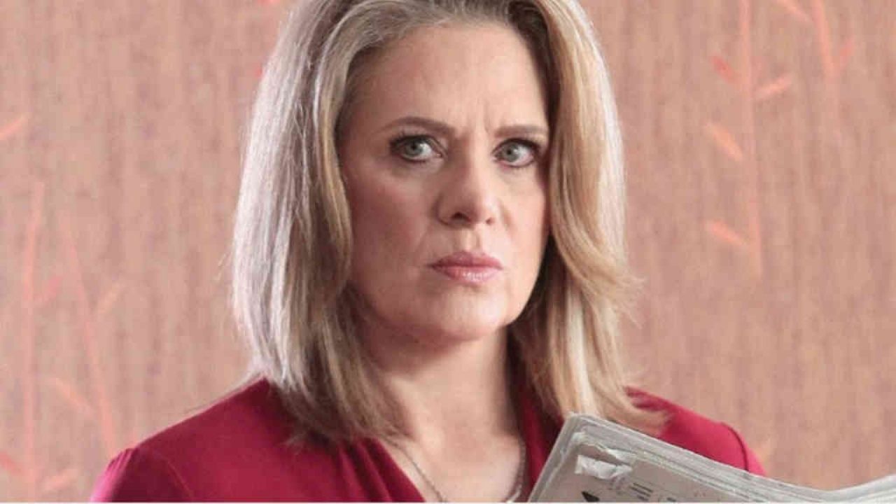 Érika Buenfil rompe en llanto tras ataques de actriz y da devastador mensaje: “Estoy cansada”