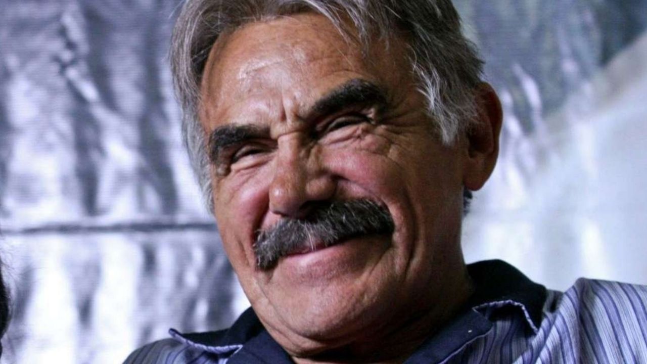 Para conservar su imagen alegre, piden no filmar carroza fúnebre de Héctor Suárez