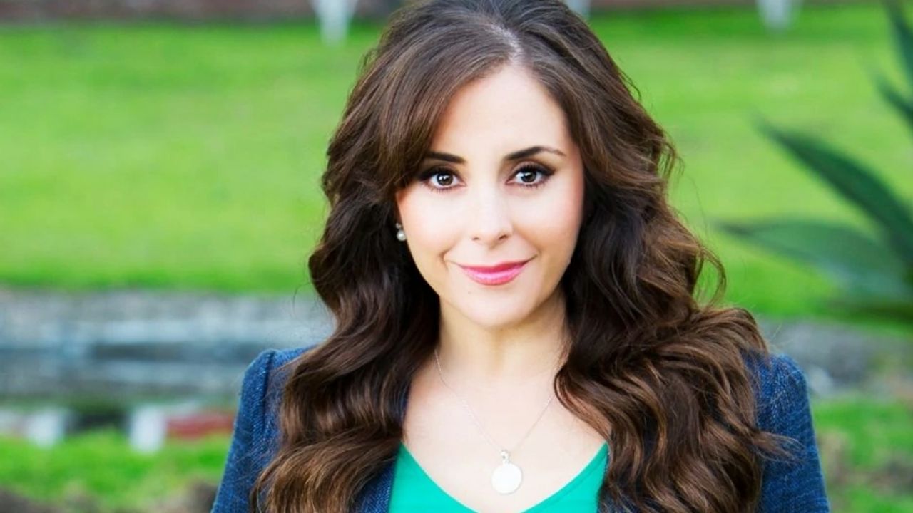 ¿Vuelve a Televisa? Karyme Lozano reaparece y deja boquiabiertos con impactante anuncio