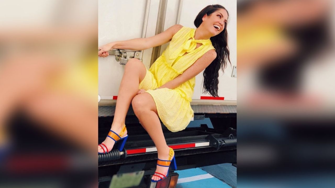 Joanna Vega-Biestro en zapatillas transparentes desata dudas: “¿Le suda el pie?”