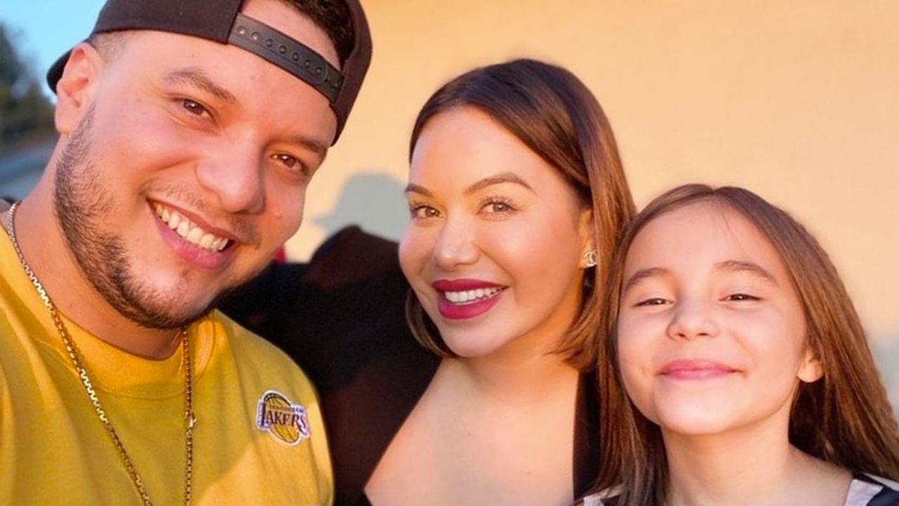 Chiquis Rivera se quita apellido de casada y comparte foto con su hijastra ¿para despedirse?