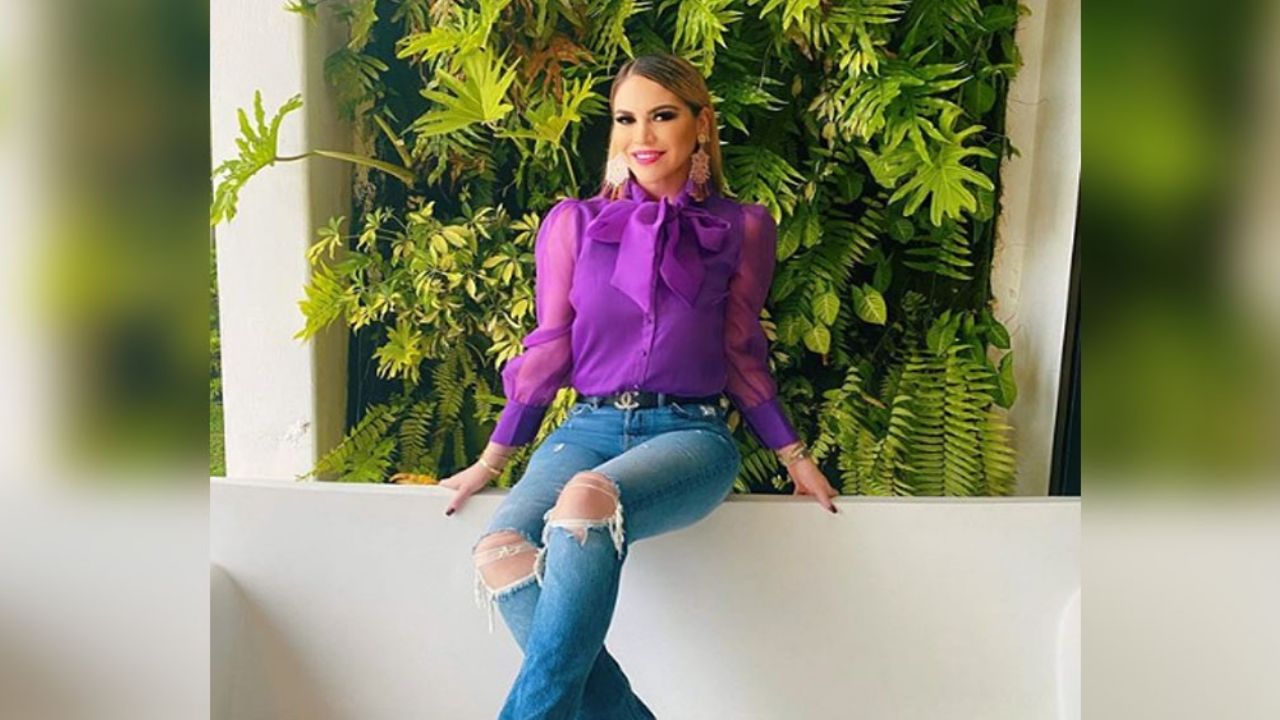 ¡Se va a enojar Poncho Lizárraga! Celia Correa posa en acalorados leggins de piel