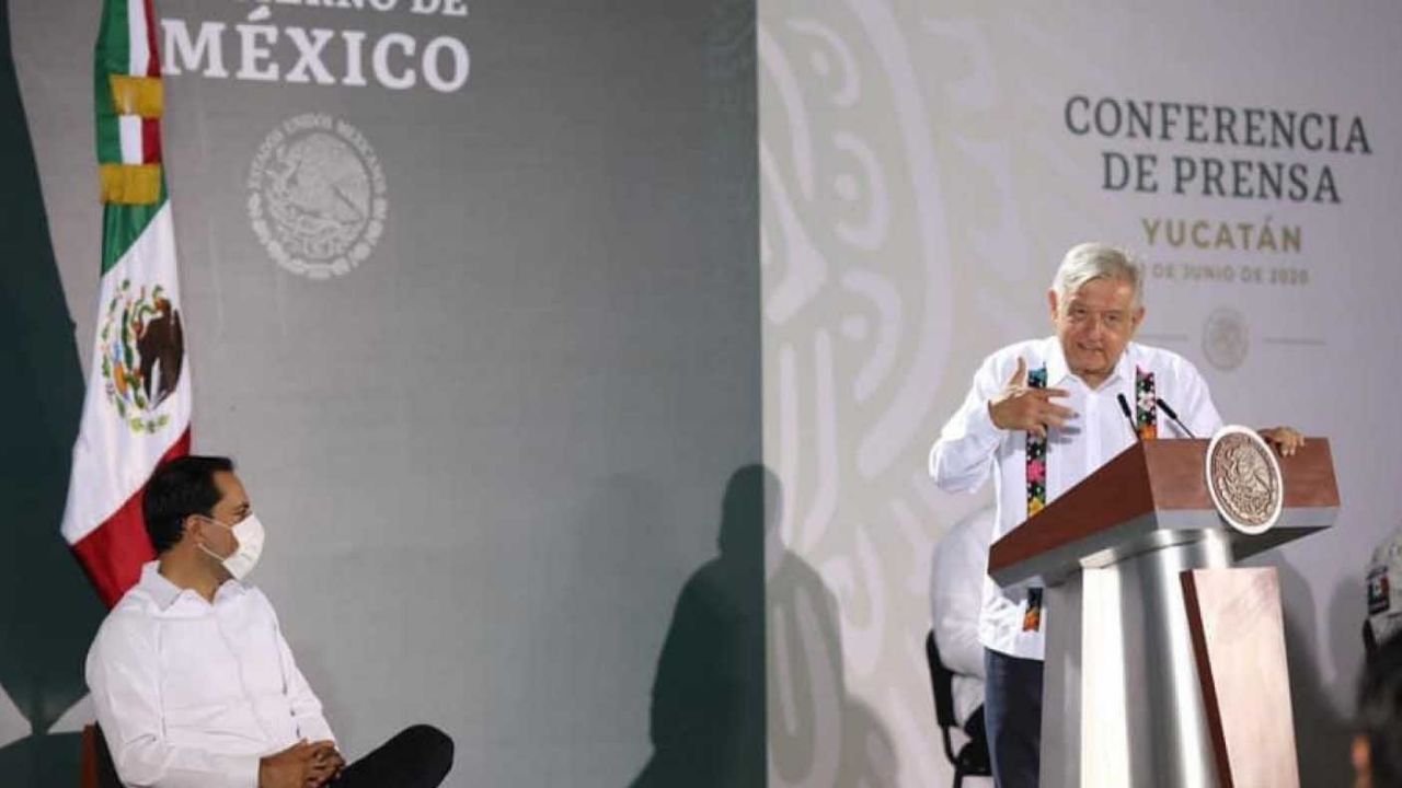 AMLO desata la furia de las redes por ‘burlarse’ de la emergencia del Covid-19