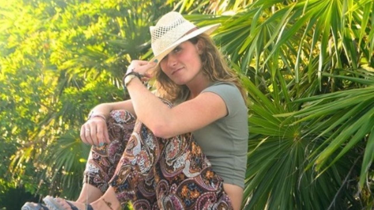 Mati Álvarez, campeona de ‘Exatlón’, posa con ‘look’ intelectual en Instagram